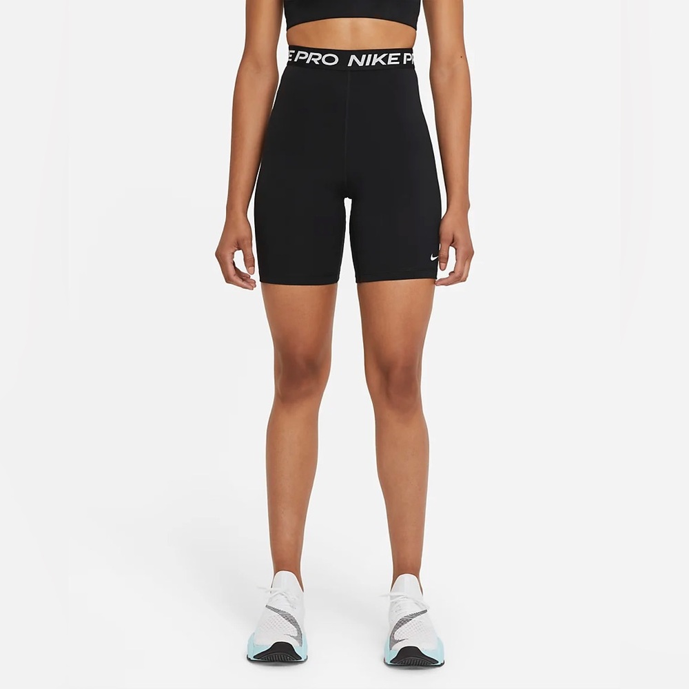 Nike Pro 365, Women's High-Waisted 7" Shorts, Size S